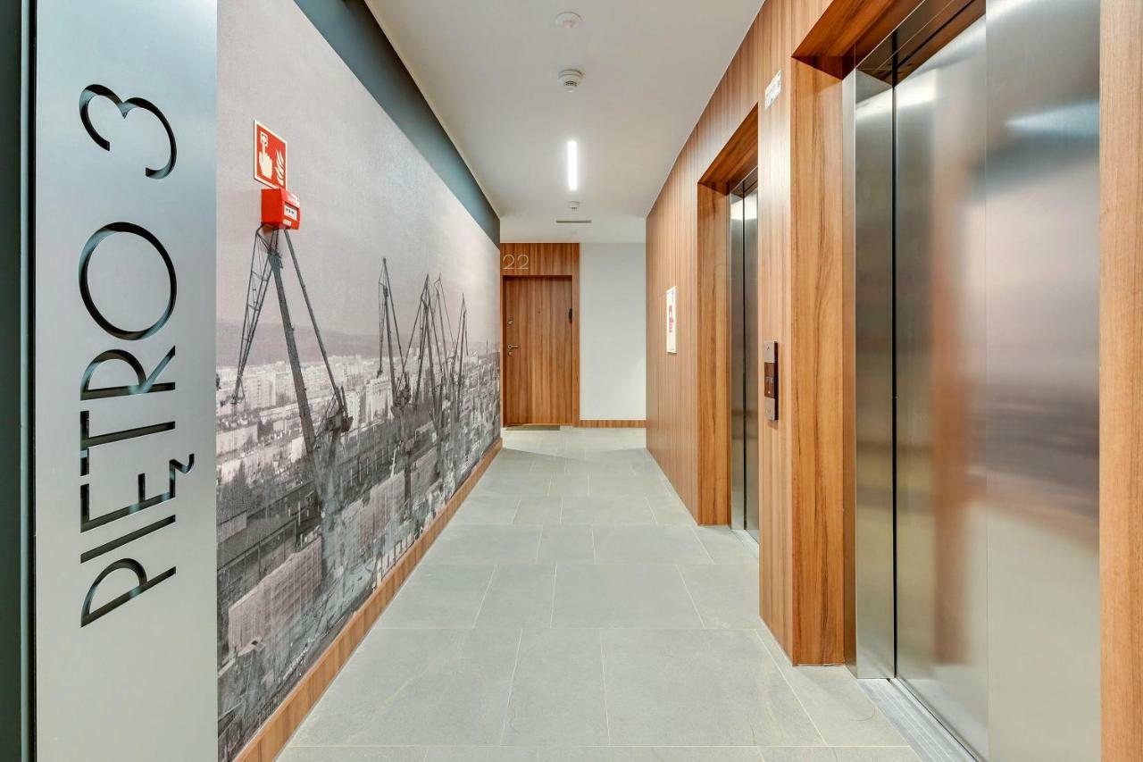Via Apartments Deluxe Гданськ Екстер'єр фото